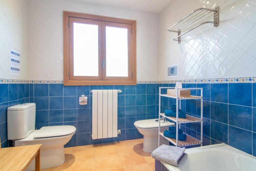 Traditional House Casa Binitaref With Pool In Holiday home Sineu (Mallorca)